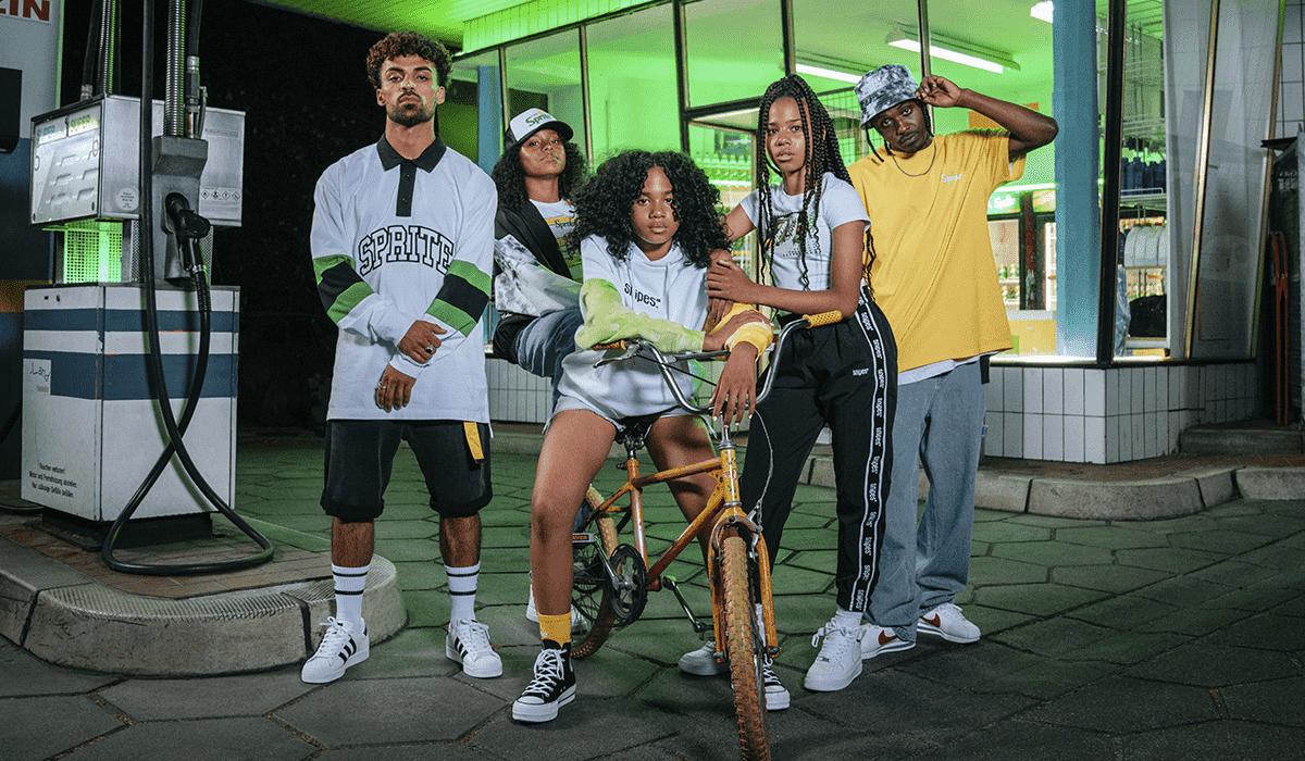 How to Style Streetwear with Confidence: Tips from Snipes? 